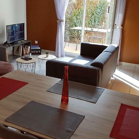 Appartement T3 A Belley Au Calme Avec Jardin Privatif Exterior foto